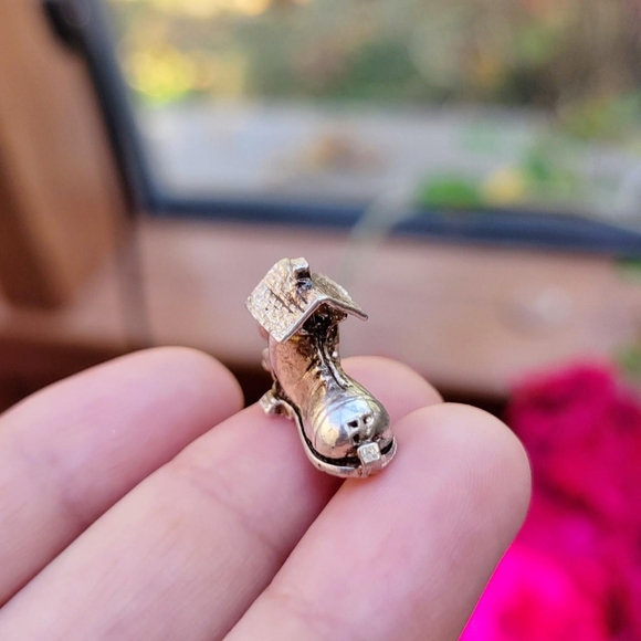 Vintage Antique Solid 925 Sterling Silver Nursery Rhyme Shoe Boot Charm - Picture 5 of 16